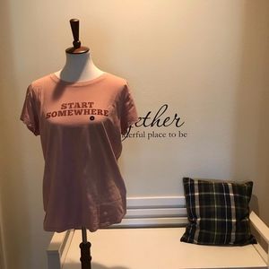 NEW Graphic A&F T-shirt "START SOMEWHERE"